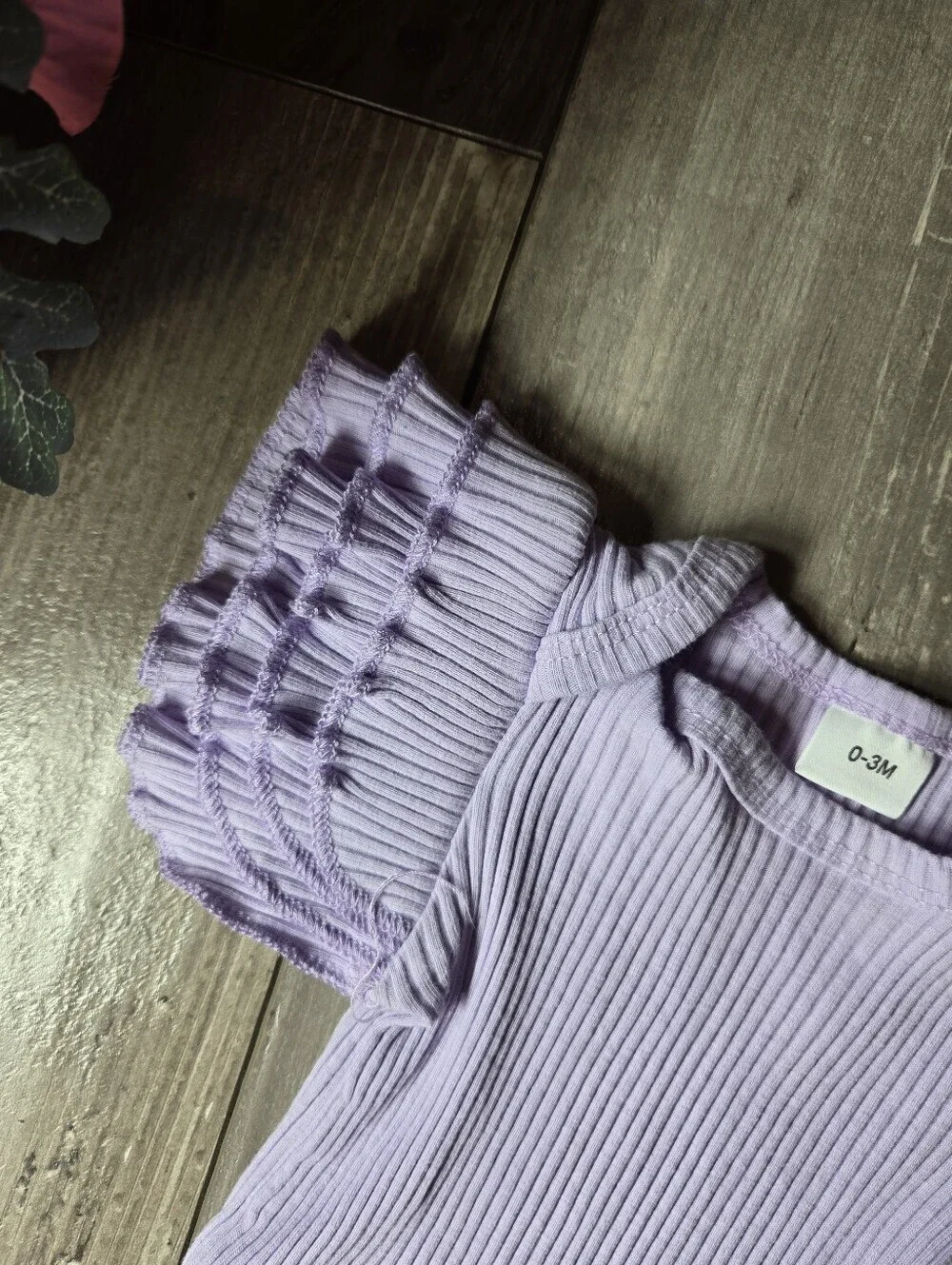Baby Lavender Ruffled Sleeve One-Piece Bodysuit Size 0-3M NWOT